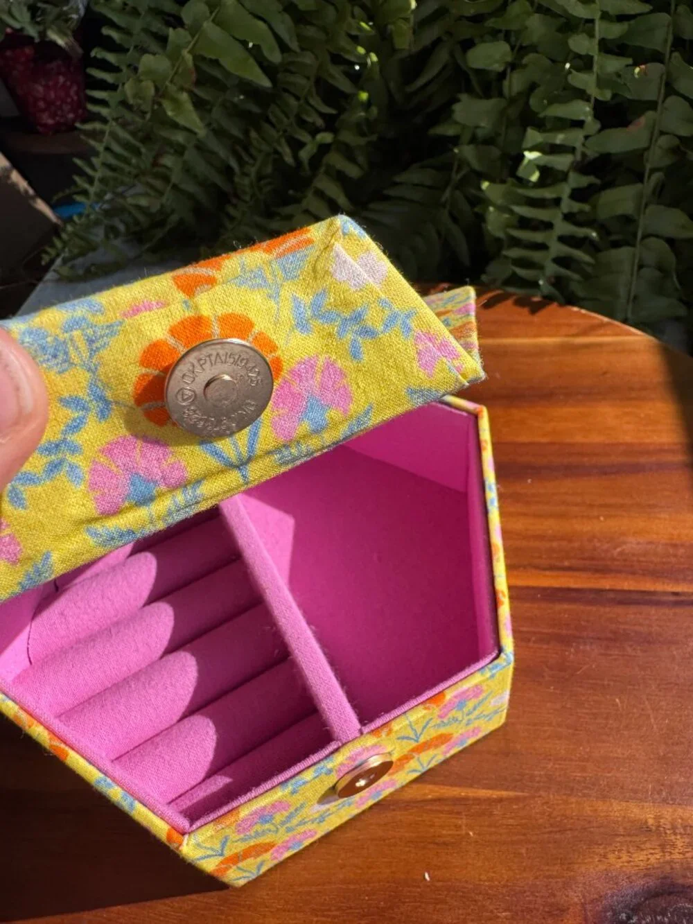 Anthropologie Annie Floral Fabric Cover Jewellery Box Bumblebee Magnetic Lid